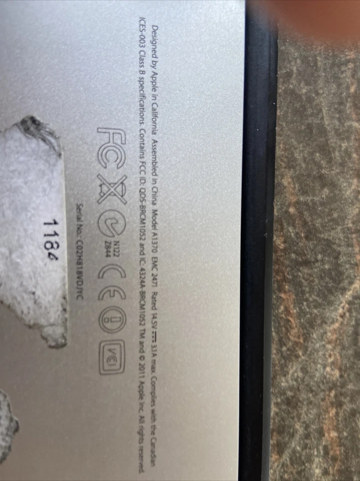 MacBook Air 2011 11 pulgadas Foto 3 de 4