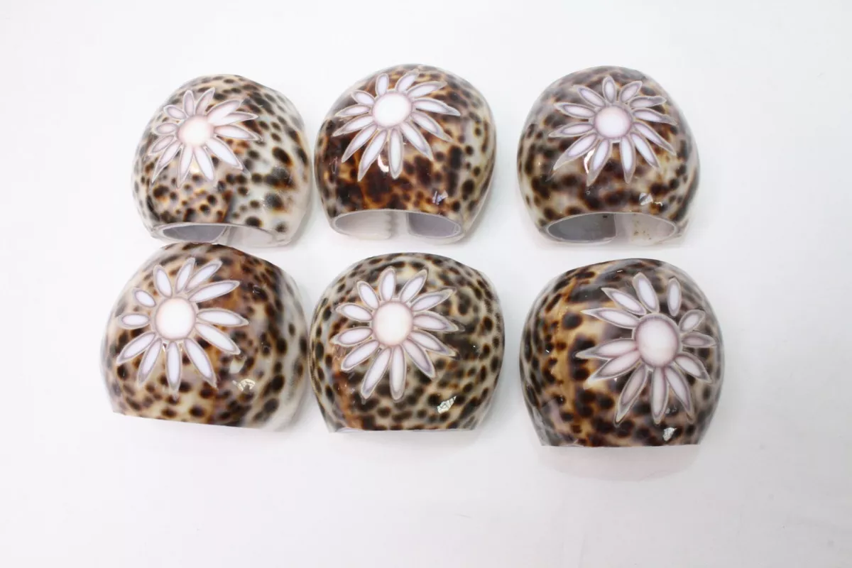 Shell shop napkin holder