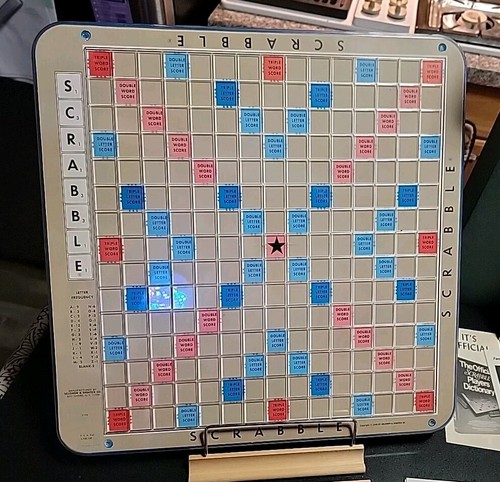 Vintage 1977 Scrabble Deluxe Ed. Turntable Board W/ Complete Tiles S & R Games - Picture 2 of 11