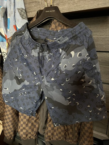 Louis Vuitton Men Camouflage Small Lv 
