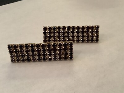 VINTAGE INCREDABLE BIG & BOLD RUBY RED RHINESTONE PIRCED EARRINGS NR