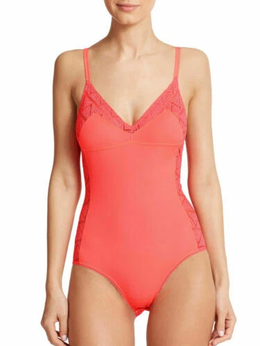 Lingerie et vêtements de nuit Huit pour femme