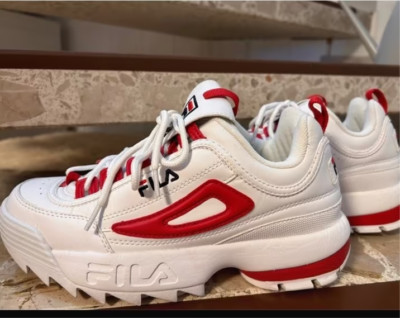Fila Sneaker rot/weiß , nur einmal anprobiert deshalb NEU
