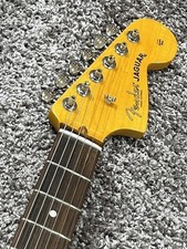 Fender American Professional Classic Jaguar E-Gitarre Coastline 65 Tonabnehmer