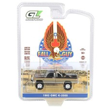 Chrome1/64 1982 GMC K-2500 Fall Guy Stuntman Association HollywoodSeries 44860-F