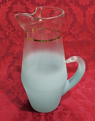 MCM Blendo 80 oz Glass Pitcher Frosted Turquoise Pinched Spout Gold Band