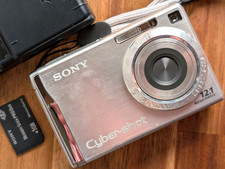 Japanese Language Only Sony Cyber-shot DSC-W200 Digital Camera 12.1MP 3x Zoom JP