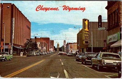 Postcard SHOPS SCENE Cheyenne Wyoming WY m/09 AK3120