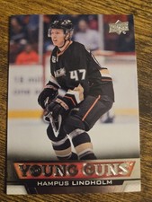 2013-14 Upper Deck UD Young Guns YG Hampus Lindholm Rookie Card RC #499 Ducks. rookie card picture