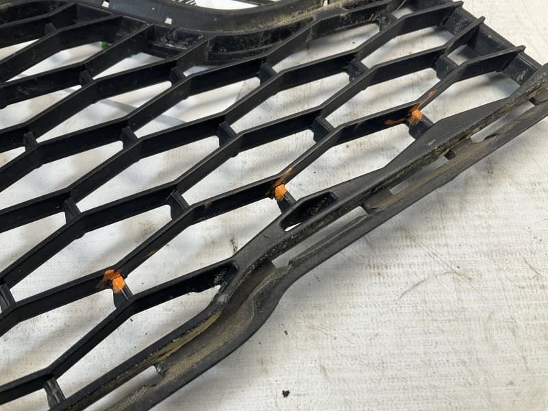 Maserati Ghibli 2014-2019 FRONT+RIGHT Grille P/N 210247882