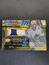 2022-23 Spx Gold # 08/35 Andrei Kuzmenko Rookie Patch Vancouver Canucks RC