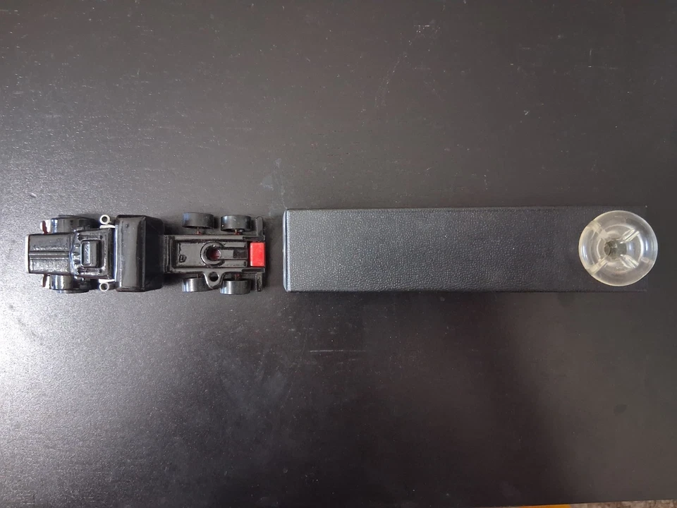 Vintage Hot Wheels Steering Rigs Custom Peterbilt And American Feed Trailer  - Image 3 of 4