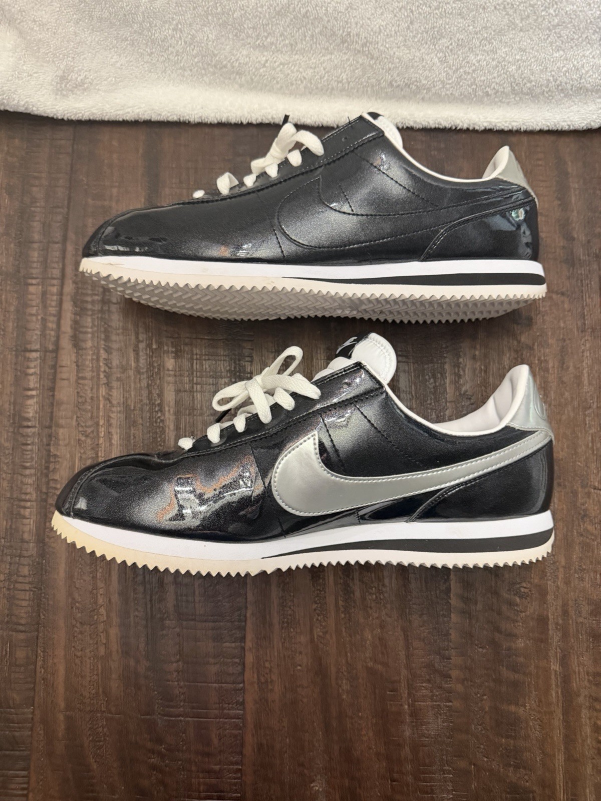Size 12.5 Nike Cortez 72 Basic Premium QS Black Metallic Shoes 819721–001 image 7