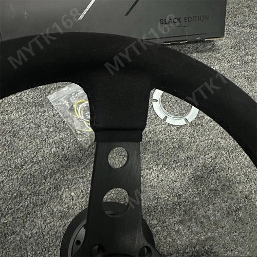 MOMO prototipo P5 Black Edition 350mm 14' Suede Leather Sport Steering Wheel - Foto 4 di 6