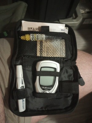TRUERESULT TRUE RESULT BLOOD GLUCOSE METER NIPRO DIAGNOSTICS WITH CASE CVS