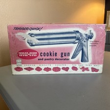 Vintage 1950s Wear-ever Cookie Gun And Pastry...