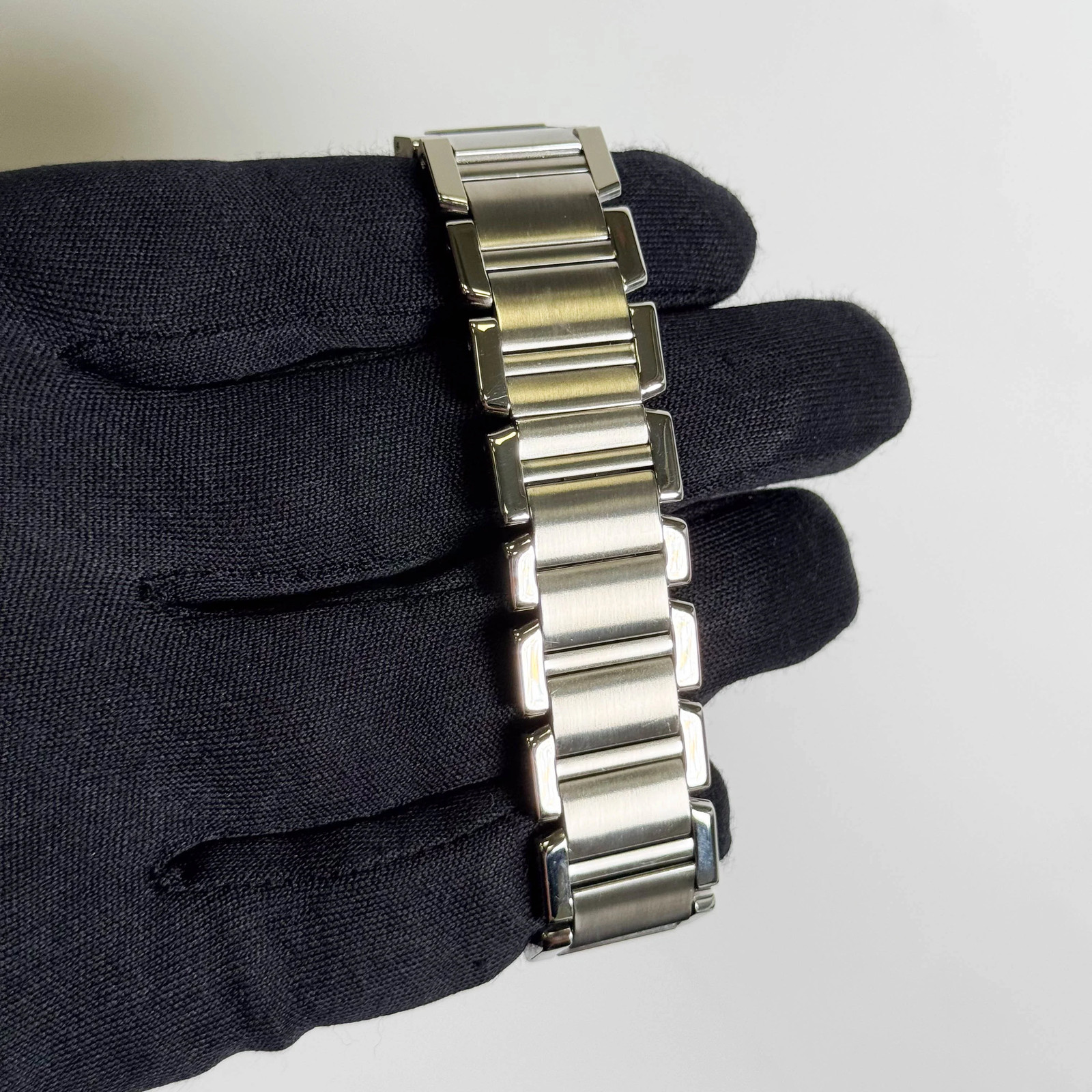 Cartier Tank Française Stainless Steel 28mm White Dial Watch Ref# W51002Q3 image 5