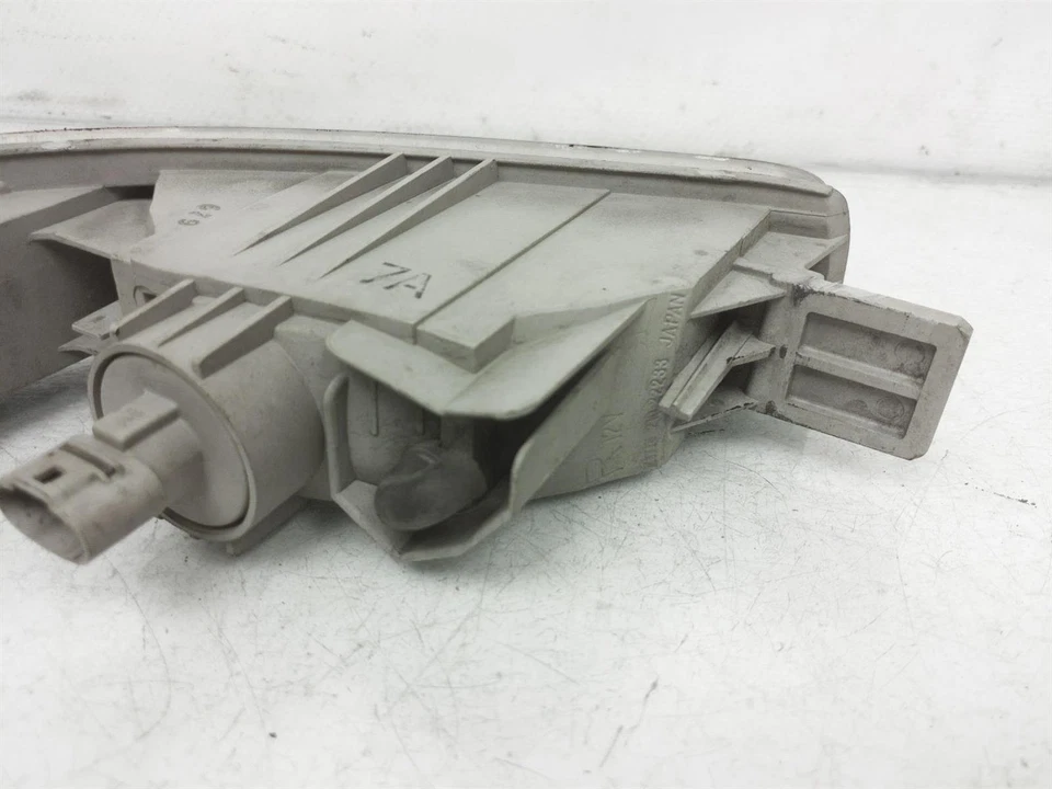 1994-1997 Acura Integra Bumper Turn Signal Light Lamp 33300-St7-A01 - Image 4 of 4