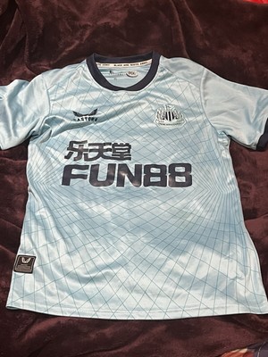 newcastle united castore THIRD FOOTBALL SHIRT SEASON 2022-2023 SIZE S AUTHENTIC 
