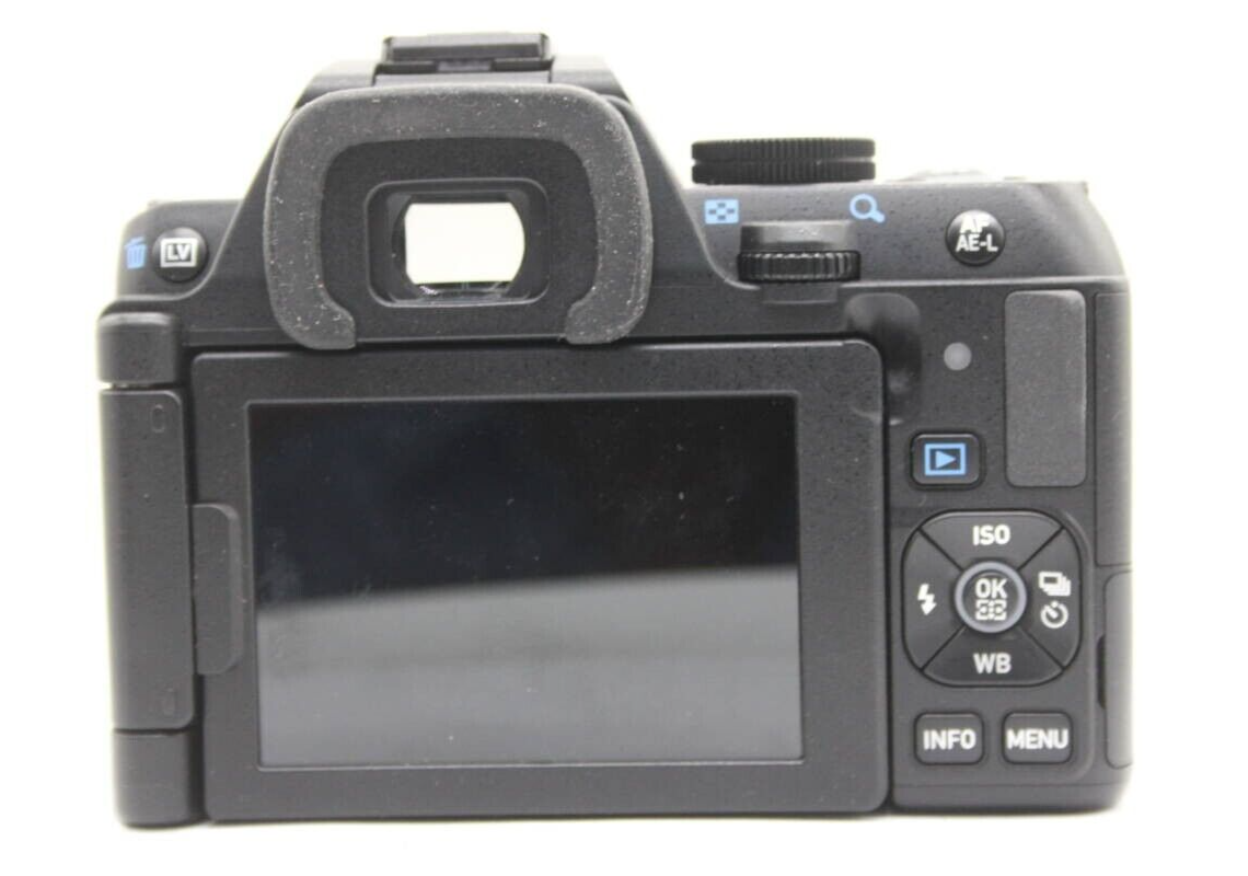 PENTAX K-S2 20.1MP Digital SLR Camera Black&SR smc 18-135mm F3.5