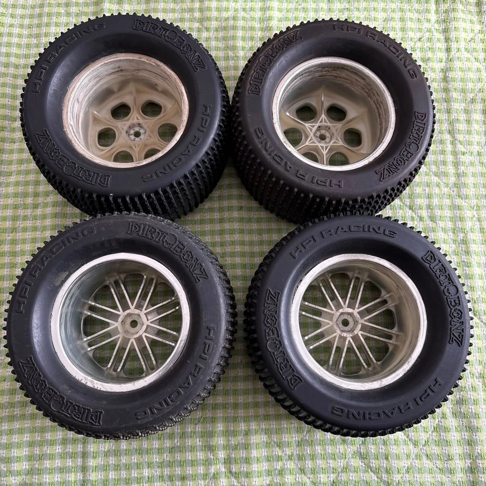 HPI RACING DIRT BONZ 1/8 Scale RC Tires - Image 2 of 4