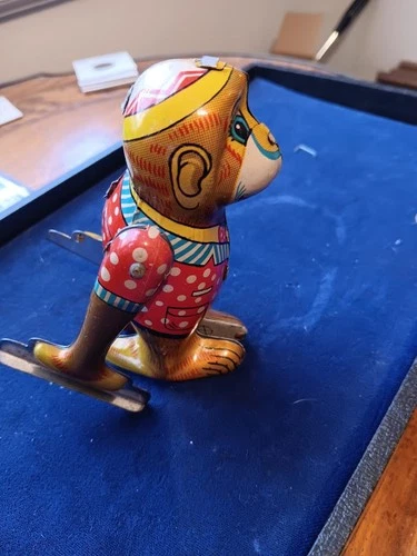 Marx tin wind up flipping monkey