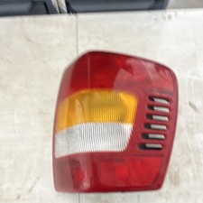 2000 - 2004 Jeep Grand Cherokee Passenger Oem Tail Light 2000 - 2004 Jeep Grand Cherokee Passenger Oem Tail Light