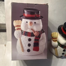 Trimming Etc. Ceramic Snowman Cookie  Jar With Hat Lid New In Opened Box