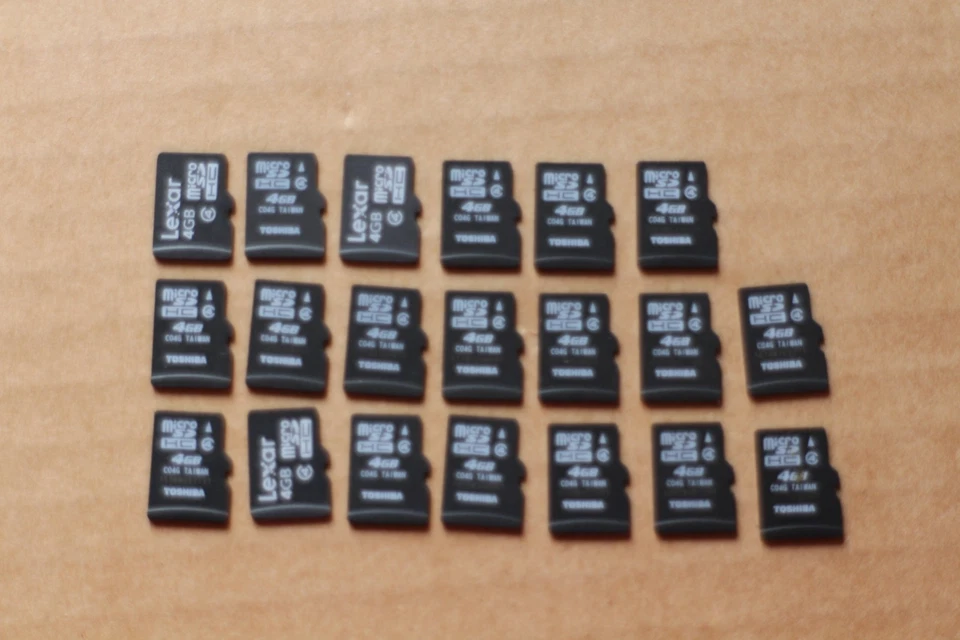 LOT 20 Micro SDHC Toshiba LEXAR Cards Carte Memoire 4GBx20 80GB Great Condition - Image 3 of 4