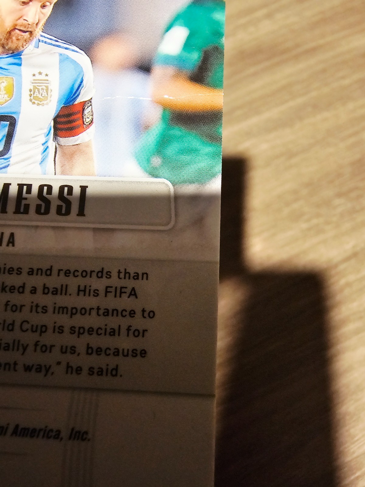2026 PRIZM WORLD CUP LIONEL MESSI THROWBACK RED PRIZM AUTO #/99 READ DESCRIPTION view 3