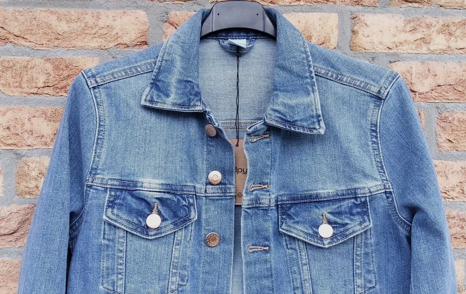 Damen Jeansjacke Jacke von H&M in Gr. 36 Modell Sellpy Langarm Jeans Blau Neu - Bild 4 von 4