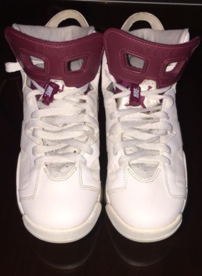 Nike Air Jordan 6 Retro VI OG BG Size 7Y Maroon Off White  display picture 1