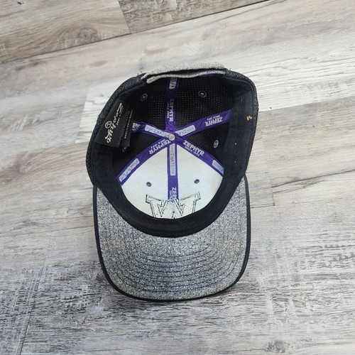 Washinton Huskies NCAA Sports Hat Cap Youth Kids Adjustable Strapback - Picture 5 of 6