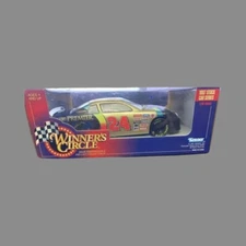 Winner's Circle 1997 Die Cast Stock Car Jeff Gordon #24 Chroma 1/24 Scale Toy