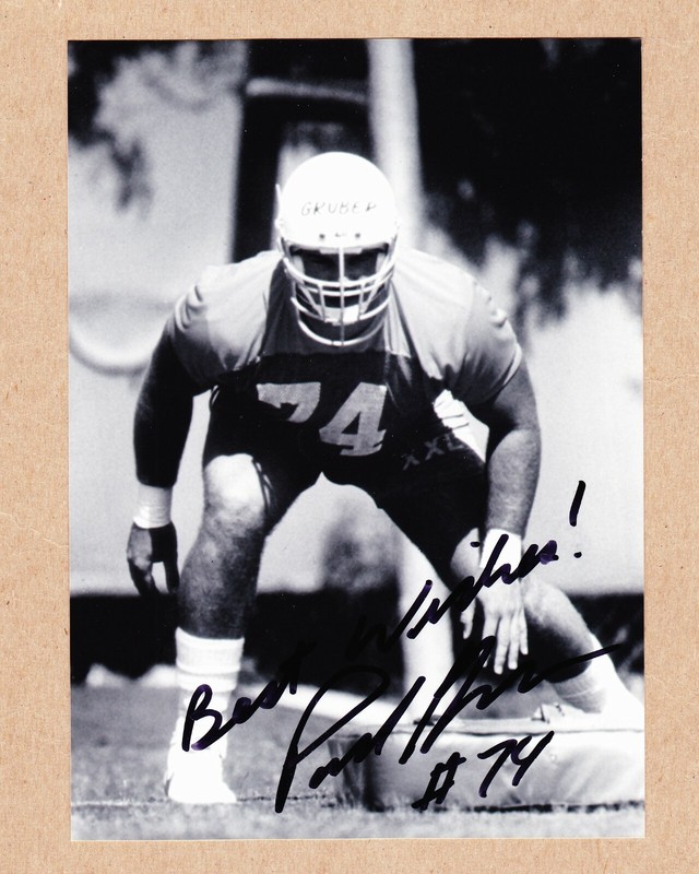 Paul Gruber signed 5x7 inch Tampa Bay Buccaneers B&W photo 