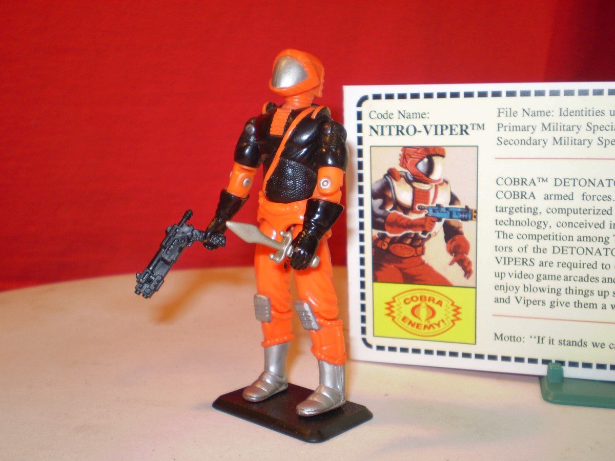 1993 GI JOE COBRA DETONATOR DRIVER NITRO-VIPER 100%+ RARE