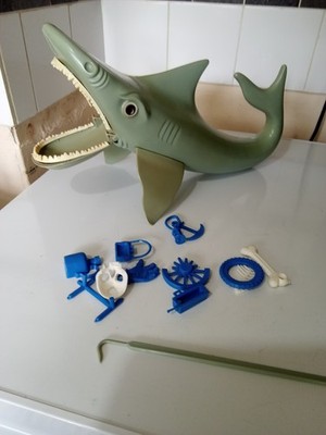 Vintage The Game Of Jaws 1970s Original, Rare UK Buckingham Toys Release