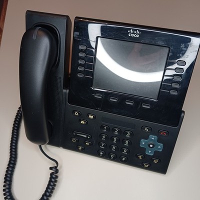Cisco Unified IP Office Business Phone CP-8961-C-K9V04 Professional Desk Phone