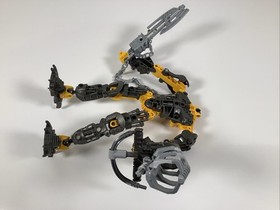 Lego Bionicle Toa Hewkii 8730 - Incomplete - No Canister - No Instructions -