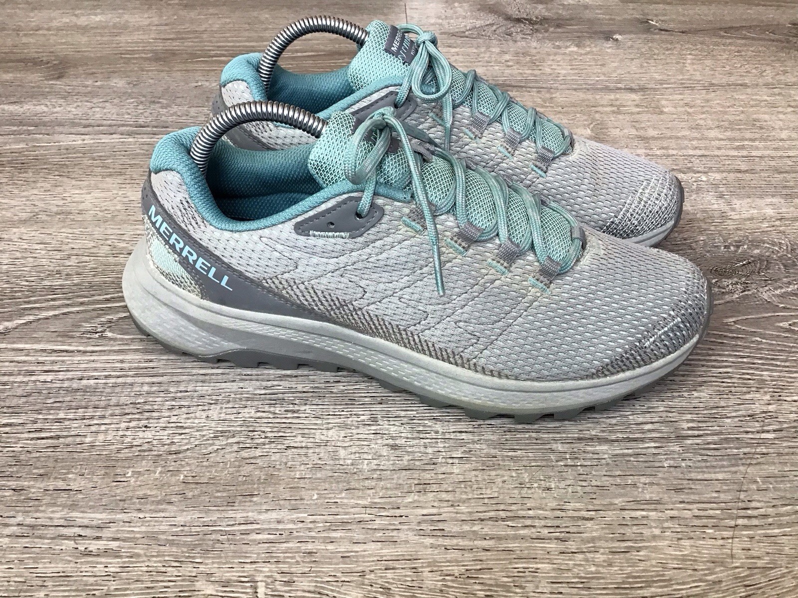 Scarpe comode Merrell da donna taglia 10 Fly Strike J067238 running Paloma mesh