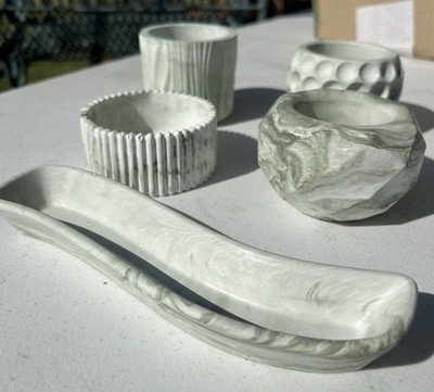 5-Piece Small  Ceramic White/Green Marbled Planters w/ Tray Set