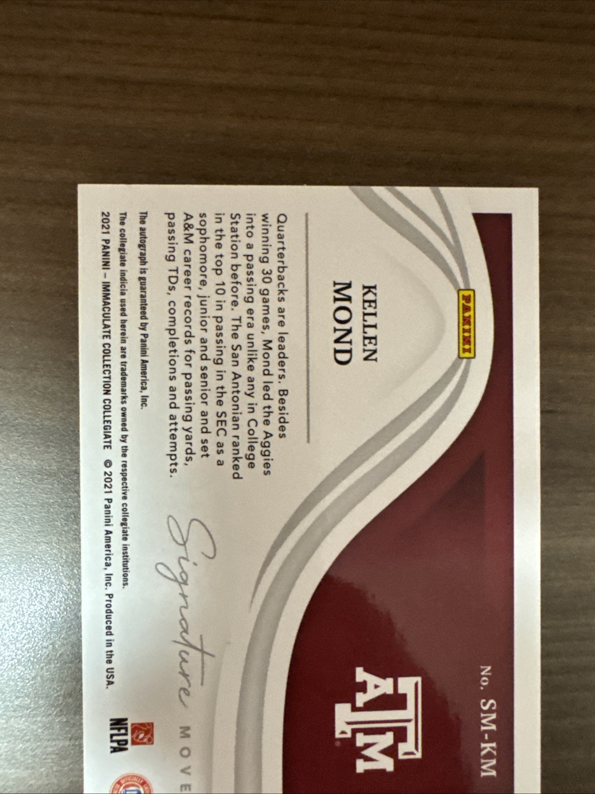 2021 Immaculate SM-KM Kellen Mond Signature Moves Auto /25 Minnesota Vikings RC view 8