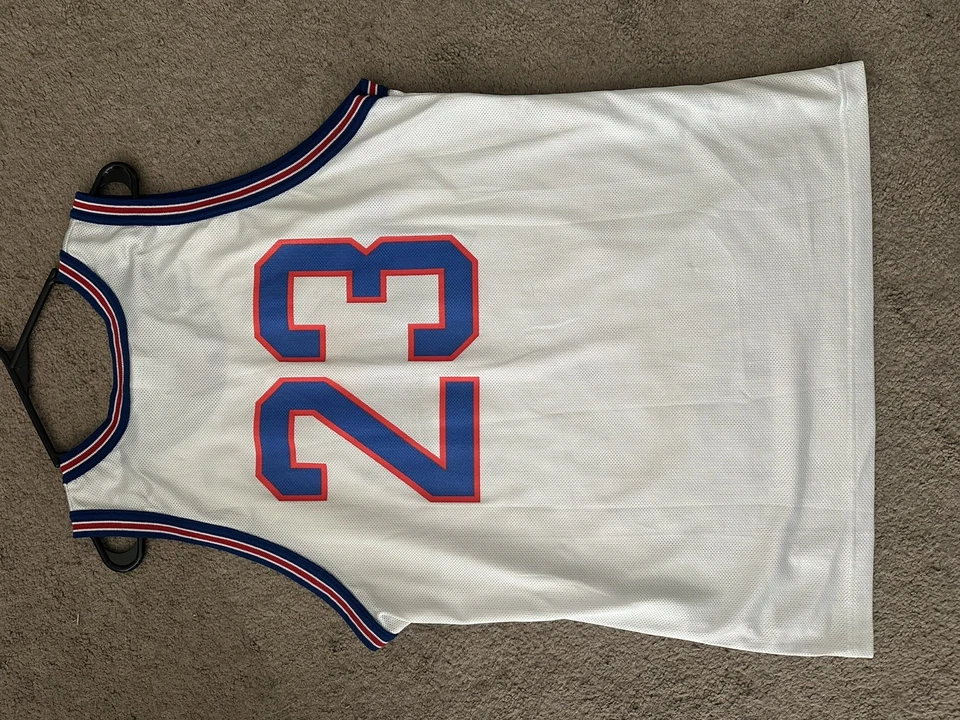 Camiseta Champion Tune Squad Space Jam Michael Jordan Home Blanca 1996 Años 90 Hecha en Estados Unidos Foto 2 de 2