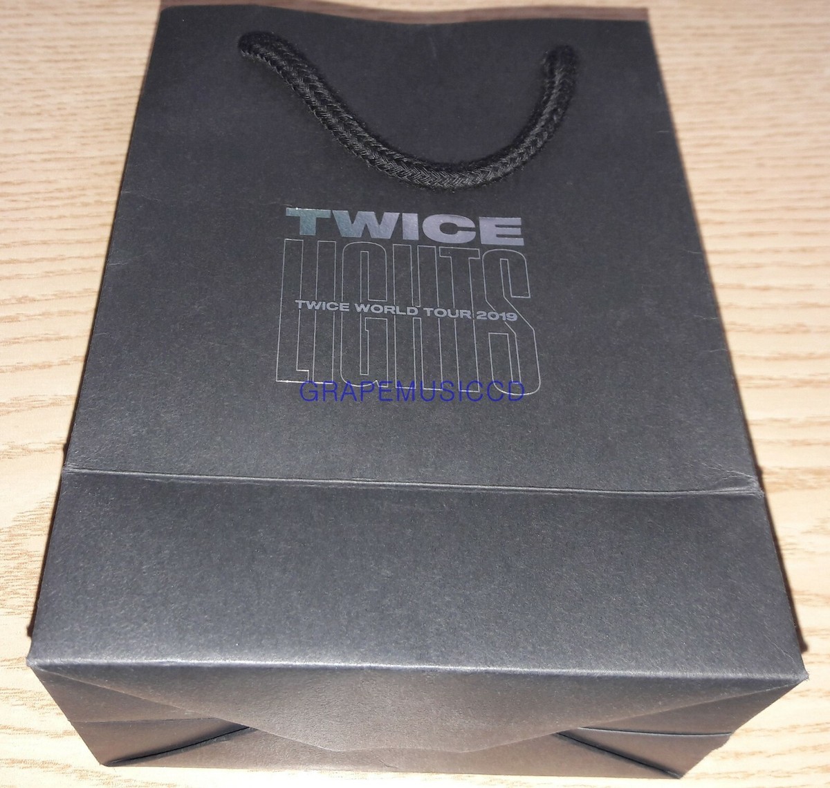 TWICE WORLD TOUR 2019 TWICELIGHTS OFFICIAL GOODS SILVER RING NEW
