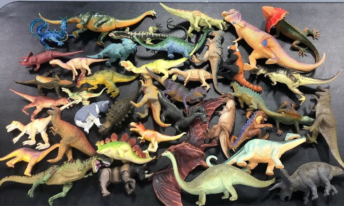 VINTAGE 80'S 90'S 00'S LOT OF 40 DINOSAURS T-REX TRICERATOPS