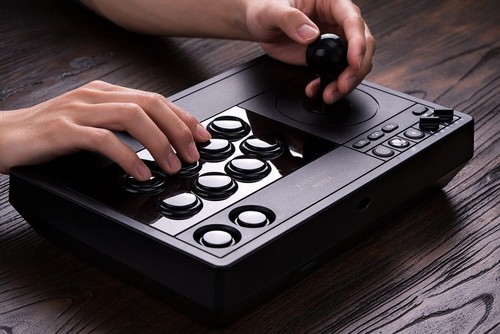 8Bitdo Arcade Stick for Xbox Series X|S Xbox One Windows 10 Arcade Fight Stick - Picture 7 of 36