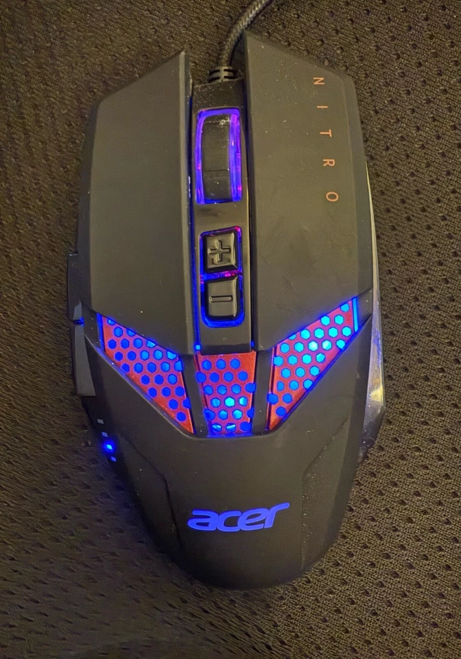 Ratón para juegos Acer Nitro NMW810 con cable Foto 4 de 4