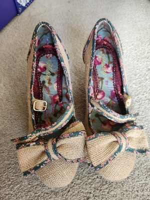 Irregular Choice Floral Bow Wedge Mary Jane Heels Beige Pink Green Size 8