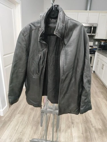 Andrew Marc Men's Genuine Leather Jacket – Size M - product listing photo