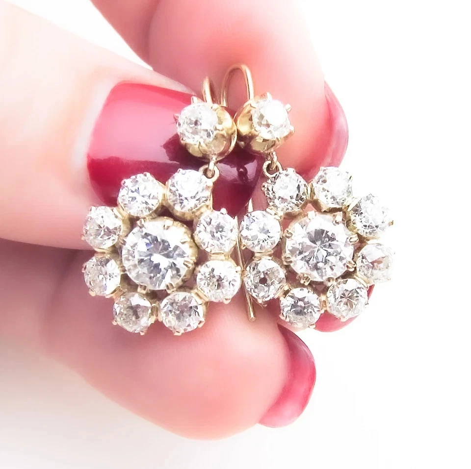 Pendiente Flor Moissanita Europea Antigua Corte Redondo 2.40 TCW Chapado en Oro Amarillo 14k Foto 2 de 4